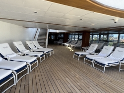 Oceania Riviera Pool picture