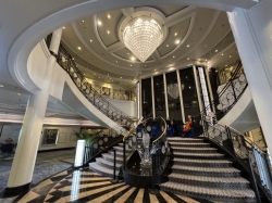Oceania Riviera Atrium picture