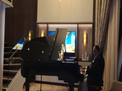 Signature Lounge picture