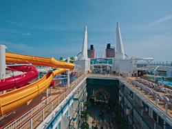 Disney Adventure Woody and Jessie’s Wild Slides picture