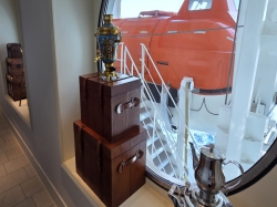 MSC World Europa Raj Polo Tea House picture