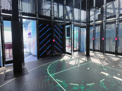 Norwegian Luna Glow Court picture