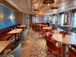 Norwegian Luna Local Bar & Grill picture