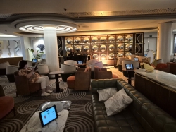 Norwegian Aqua Metropolitan Bar picture