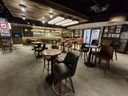 Norwegian Aqua Syd Normans Pour House picture