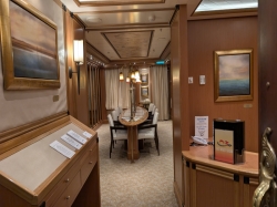 Emerald Princess The Library picture