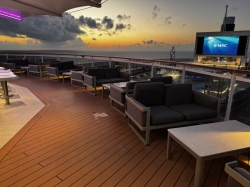 Horizon Bar picture Horizon Bar picture