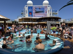 Carnival Jubilee Beach Pool picture
