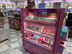 Carnival Jubilee Fun Shops picture