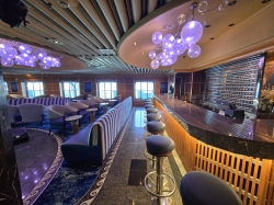 MAS Islander Bubbles Up Lounge picture