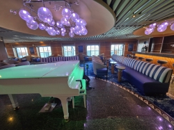 MAS Islander Bubbles Up Lounge picture
