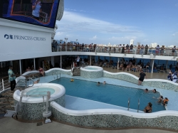 Neptunes Reef and Pool picture