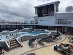 Grand Princess Neptunes Reef and Pool picture