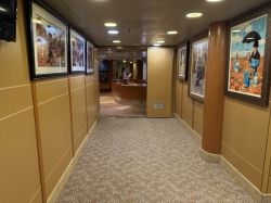 Grand Princess Art Gallery picture