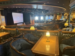 Explorers Lounge picture
