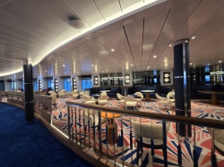 Grand Bar Leonardo picture
