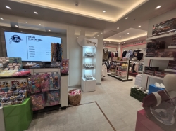 Area Shops Deck 7 picture