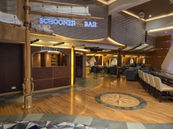 Allure of the Seas Schooner Bar picture