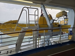Allure of the Seas Jogging Track picture Uploaded in 2026 Photo courtesy of Celeste Agnew. Allure of the Seas Jogging Track picture