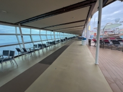 Liberty of the Seas Main Pool picture