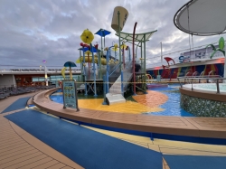 Liberty of the Seas Splash Away Bay picture