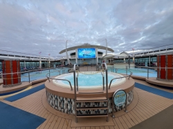 Liberty of the Seas Main Pool picture
