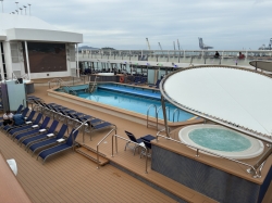 Norwegian Spirit Pool picture