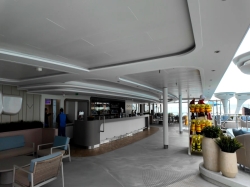 Waves Pool Bar picture