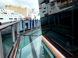 Norwegian Luna Oceanwalk picture