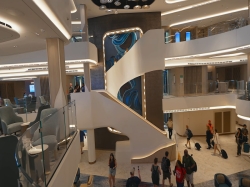 Norwegian Luna Penrose Atrium picture