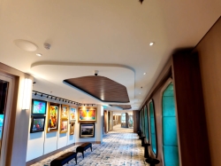 Norwegian Luna Art Gallery picture