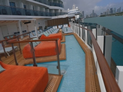 Norwegian Luna Infinity Beach picture