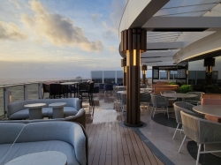 Norwegian Luna Indulge Outdoor Lounge picture