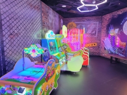 Luna Game Zone picture