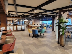 Norwegian Luna Indulge Food Hall picture