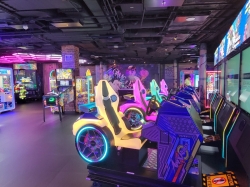 Luna Game Zone picture
