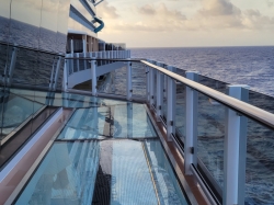 Norwegian Luna Oceanwalk picture
