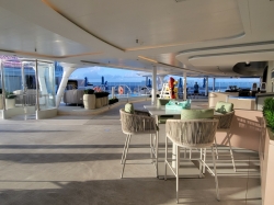 Waves Pool Bar picture
