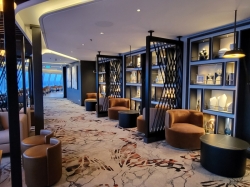 Norwegian Luna Observation Lounge picture