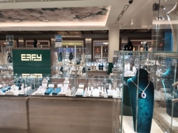 Norwegian Luna Shops and Boutiques picture