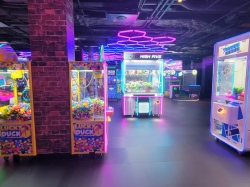 Luna Game Zone picture