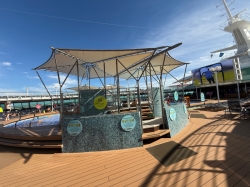 Rhapsody of the Seas Main Pool picture