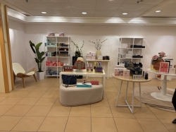 Celebrity Silhouette Galleria Boutiques picture