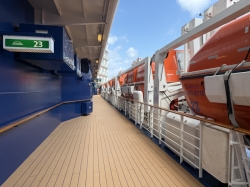Celebrity Silhouette Promenade picture