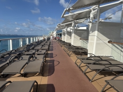 Celebrity Silhouette Jogging Track picture