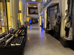 Celebrity Silhouette Shops on the Boulevard picture