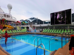 Ovation of the Seas Outdoor Pool picture
