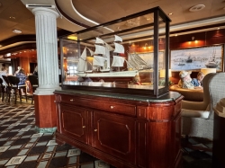 Caribbean Princess Wheelhouse Bar picture