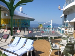 Legend of the Seas Cloud 17 Pool picture