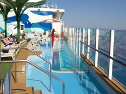Legend of the Seas Cloud 17 Pool picture